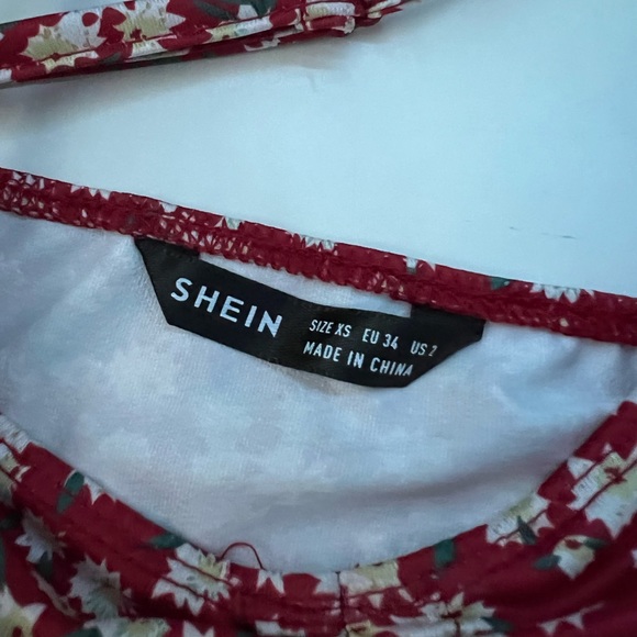 Flowered pattern dress from Shein size small - Picture 3 of 4